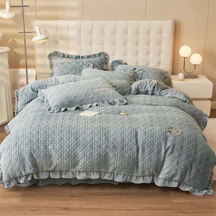 91家纺网 家纺一手货源 找家纺 （总）恒爱家纺 2023新款兔毛绒绣花四件套