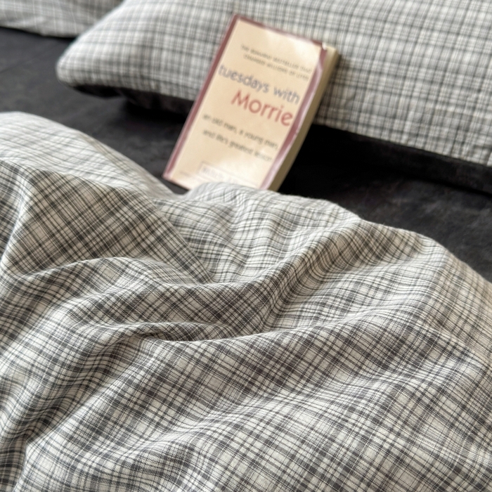 91家纺网 家纺一手货源 找家纺 水洗的故事 2023新款色织水洗棉牛奶绒双用四件套 利奥