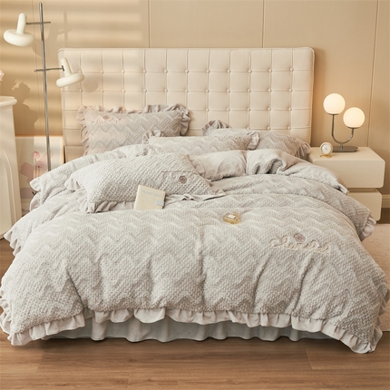 恒爱家纺 2023新款兔毛绒绣花四件套 波浪款-浅灰