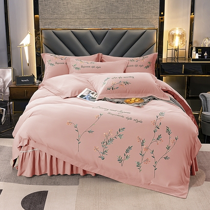 91家纺网 家纺一手货源 找家纺 （总）伊而梦 2023新款锦棉宽边绣花四件套--倚栏听风