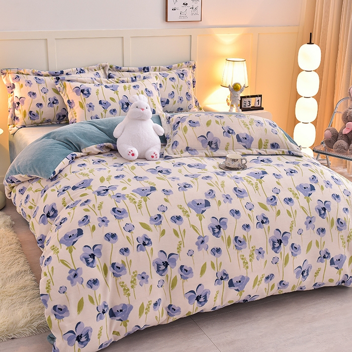 91家纺网 家纺一手货源 找家纺 简一 2024新款高克重牛奶绒迪士尼系列单枕套 伊甸园紫