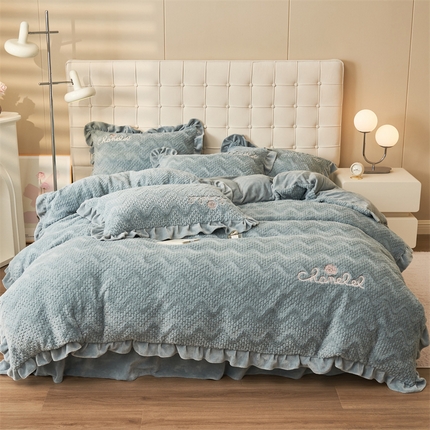 91家纺网 家纺一手货源 找家纺 （总）恒爱家纺 2023新款兔毛绒绣花四件套