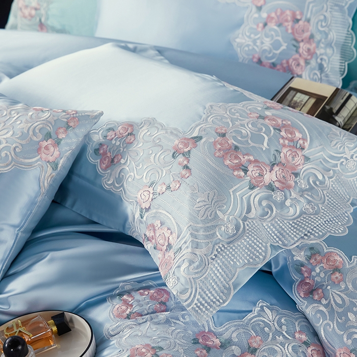 91家纺网 家纺一手货源 找家纺 缔缦 2023新款A版真丝棉B版60s长绒棉高端蕾丝四件套系列-蔷薇花园 蓝