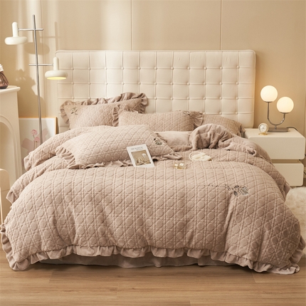 91家纺网 家纺一手货源 找家纺 （总）恒爱家纺 2023新款兔毛绒绣花四件套