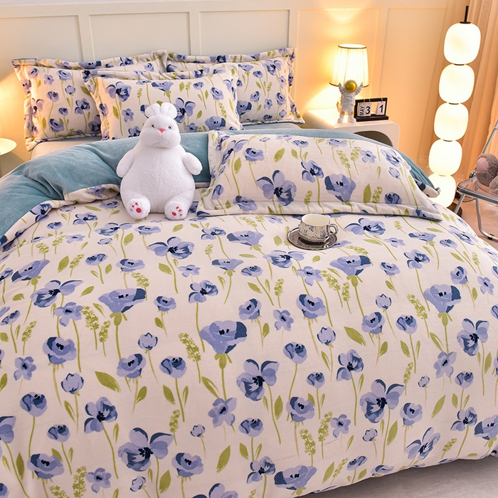 91家纺网 家纺一手货源 找家纺 简一 2024新款高克重牛奶绒迪士尼系列单枕套 伊甸园紫