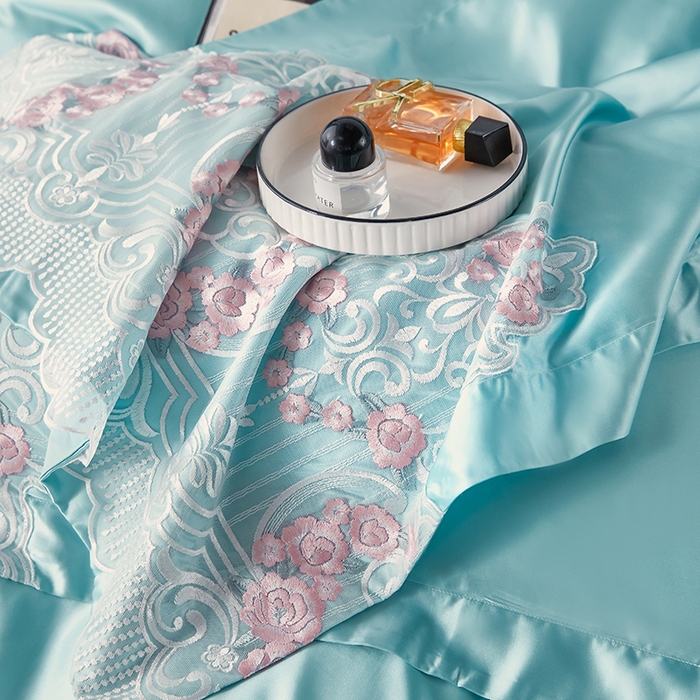 91家纺网 家纺一手货源 找家纺 缔缦 2023新款A版真丝棉B版60s长绒棉高端蕾丝四件套系列-蔷薇花园 绿