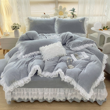 91家纺网 家纺一手货源 找家纺 （总）艾晶美 2023新款双层花边牛奶绒四件套