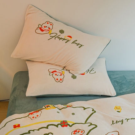 91家纺网 家纺一手货源 找家纺 （总）塔塔家居 2025新款高克牛奶绒毛巾绣四件套