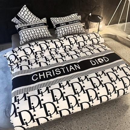 91家纺网 家纺一手货源 找家纺 （总）色鬼 2023新款轻奢潮牌大牌风棉加绒四件套印花牛奶绒四件套