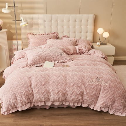 91家纺网 家纺一手货源 找家纺 （总）恒爱家纺 2023新款兔毛绒绣花四件套