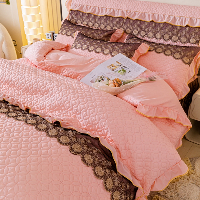 91家纺网 家纺一手货源 找家纺 靓生活 2023新款夹棉绗缝床裙四件套-金玉良缘 粉玉