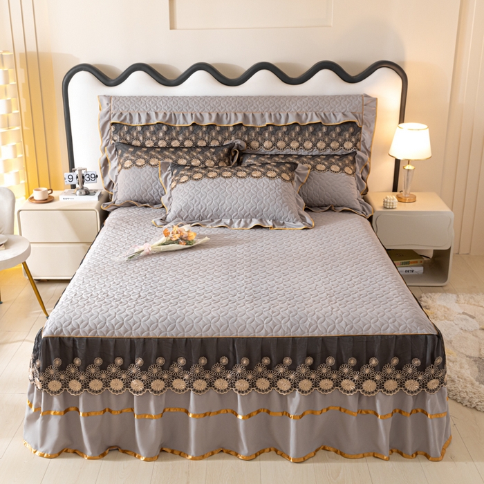 91家纺网 家纺一手货源 找家纺 靓生活 2023新款夹棉绗缝床裙三件套-金玉良缘 绅士灰