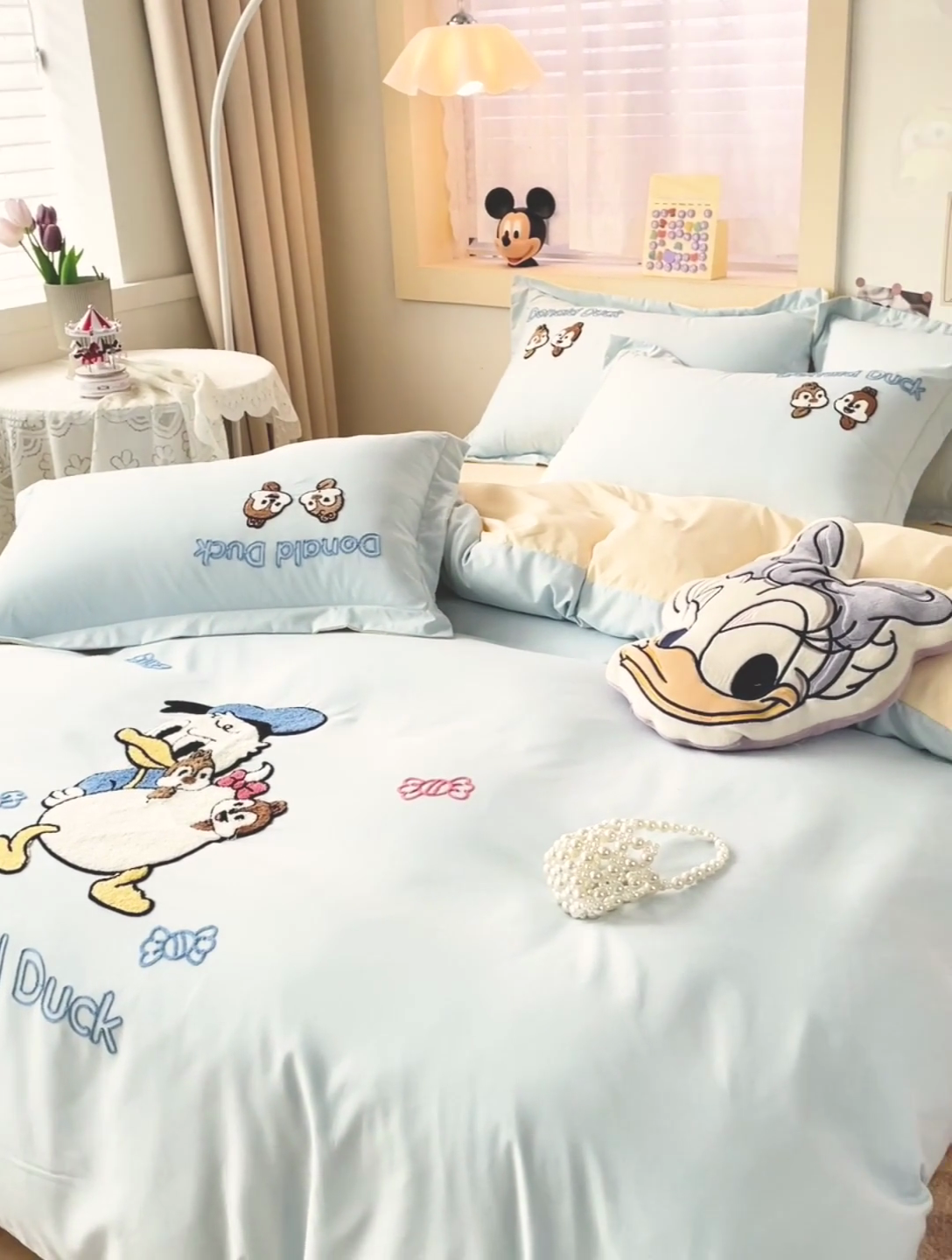 91家纺网 家纺一手货源 找家纺 （总）娜娜 2023新款水洗磨毛毛巾绣四件套-唐老鸭