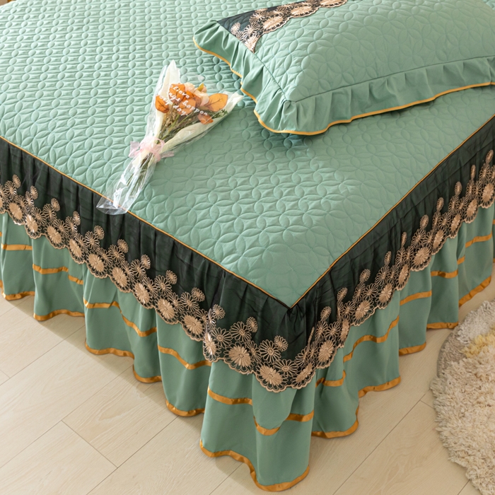 91家纺网 家纺一手货源 找家纺 靓生活 2023新款夹棉绗缝床裙三件套-金玉良缘 果绿