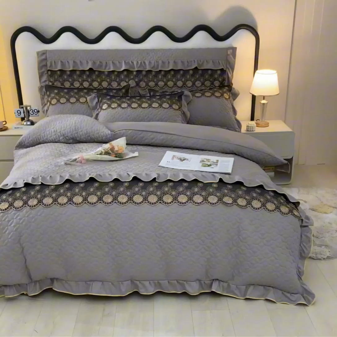 91家纺网 家纺一手货源 找家纺 靓生活 2023新款夹棉绗缝床裙四件套-金玉良缘 绅士灰