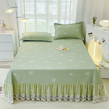 91家纺网 家纺一手货源 找家纺 （总）伊而梦 2024新款A类雪花冰豆豆蕾丝绣花床裙凉席三件套 