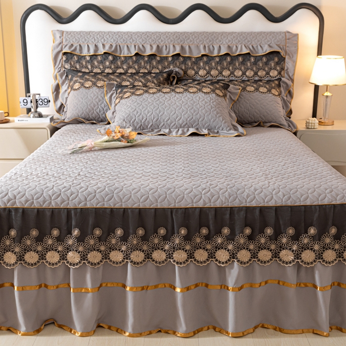 91家纺网 家纺一手货源 找家纺 靓生活 2023新款夹棉绗缝床裙三件套-金玉良缘 绅士灰