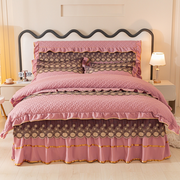 91家纺网 家纺一手货源 找家纺 靓生活 2023新款夹棉绗缝床裙四件套-金玉良缘 豆沙