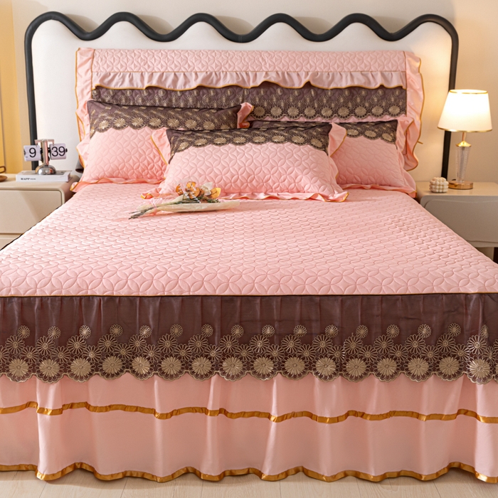 91家纺网 家纺一手货源 找家纺 靓生活 2023新款夹棉绗缝床裙三件套-金玉良缘 粉玉