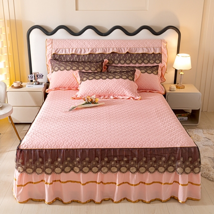 91家纺网 家纺一手货源 找家纺 （总）靓生活 2023新款夹棉绗缝床裙三件套-金玉良缘