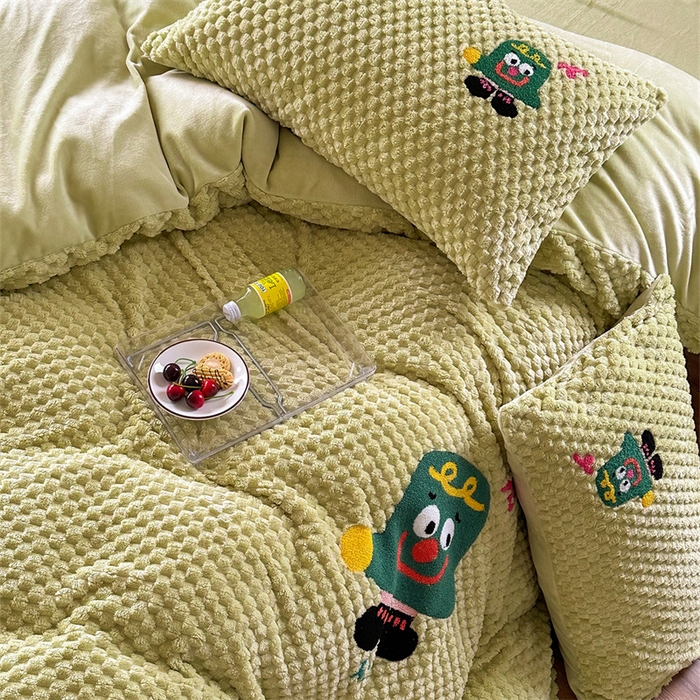 91家纺网 家纺一手货源 找家纺 洋铭区（原狠狠爱） 2023新款加厚豆豆绒牛奶绒四件套 海贝绿