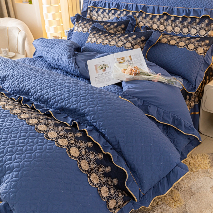 91家纺网 家纺一手货源 找家纺 靓生活 2023新款夹棉绗缝床裙四件套-金玉良缘 宝蓝