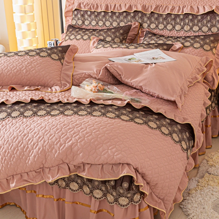 91家纺网 家纺一手货源 找家纺 靓生活 2023新款夹棉绗缝床裙四件套-金玉良缘 卡其