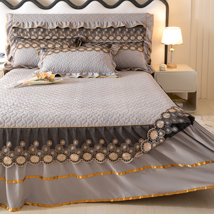 91家纺网 家纺一手货源 找家纺 靓生活 2023新款夹棉绗缝床裙三件套-金玉良缘 绅士灰