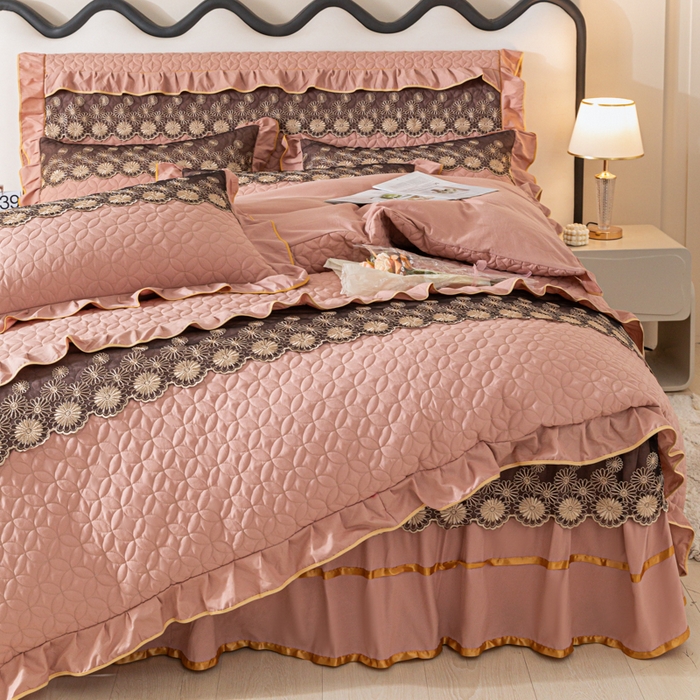 91家纺网 家纺一手货源 找家纺 靓生活 2023新款夹棉绗缝床裙四件套-金玉良缘 卡其