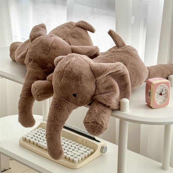 91家纺网 家纺一手货源 找家纺 （总）希诺家居 2023新款设计师款小象抱枕