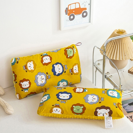 91家纺网 家纺一手货源 找家纺 其乐枕芯 2023新款全棉儿童豆豆安抚枕 王者部落