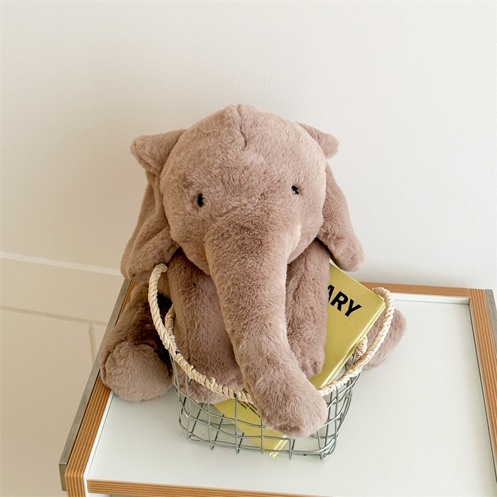 91家纺网 家纺一手货源 找家纺 （总）希诺家居 2023新款设计师款小象抱枕