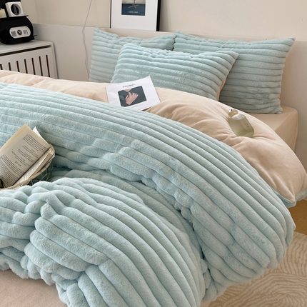 91家纺网 家纺一手货源 找家纺 （总）三朵家纺 2023新款加厚保暖雕花兔毛绒四件套