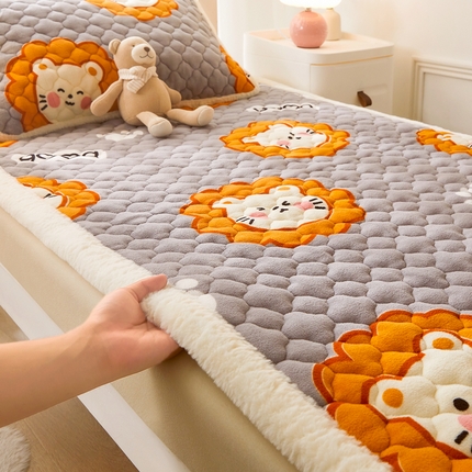 91家纺网 家纺一手货源 找家纺 （总）喜居 2023新款牛奶绒床垫夹棉床垫抗菌床垫学生宿舍床垫