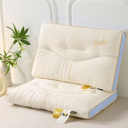 91家纺网 家纺一手货源 找家纺 梦叶草 2023新款小奶蕉学生护颈枕头乳胶层枕芯（专利版权 盗版必究） 小奶蕉-泡泡蓝