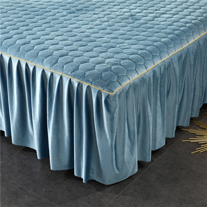 91家纺网 家纺一手货源 找家纺 胜权家纺 2023新款牛奶绒纯色夹棉单床裙单件保暖三件套席梦思床护垫 唯美-烟雾兰