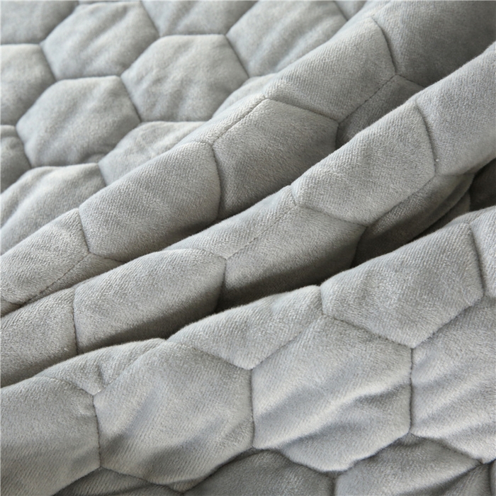 91家纺网 家纺一手货源 找家纺 （总）胜权 2024新款牛奶绒纯色夹棉单床裙单件保暖三件套席梦思床护垫