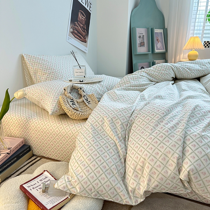 91家纺网 家纺一手货源 找家纺 一米阳光 2023新款13372小清新纯棉四件套 花露红