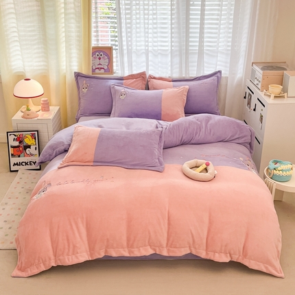 爱上家居 2023新款保暖加厚卡通刺绣牛奶绒四件套 兔眠-黛粉拼紫