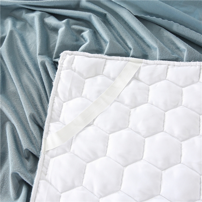 91家纺网 家纺一手货源 找家纺 胜权家纺 2023新款牛奶绒纯色夹棉单床裙单件保暖三件套席梦思床护垫 唯美-烟雾兰