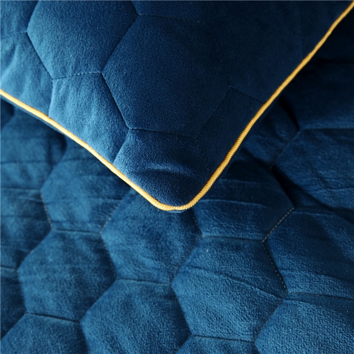 91家纺网 家纺一手货源 找家纺 胜权家纺 2023新款牛奶绒纯色夹棉单床裙单件保暖三件套席梦思床护垫 唯美-绅士蓝