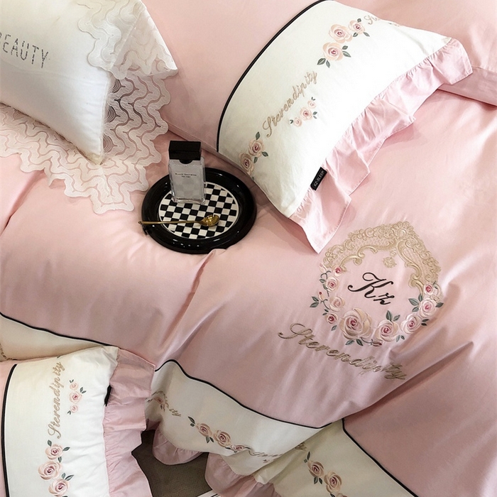 91家纺网 家纺一手货源 找家纺 卡姿家纺 2023新款秋冬优雅刺绣—爱尔莎 爱尔莎-粉