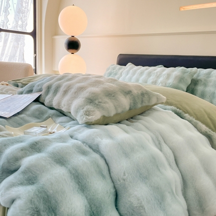 91家纺网 家纺一手货源 找家纺 （总）慕晨2023新款七彩大泡泡兔兔绒四件套高克重兔毛绒牛奶绒直播爆款