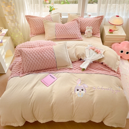 爱上家居 2023新款牛奶绒兔毛绒四件套 梦境兔 梦境兔-樱花粉