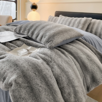 91家纺网 家纺一手货源 找家纺 （总）慕晨 2023新款高克重兔兔绒大泡泡兔毛绒牛奶绒四件套直播爆款