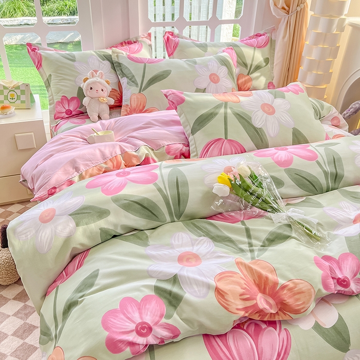 91家纺网 家纺一手货源 找家纺 绵庭家纺 2023新款12868系列全棉小清新印花四件套 荷花映红