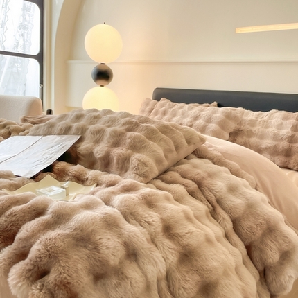 91家纺网 家纺一手货源 找家纺 慕晨 2023新款兔兔绒四件套暖冬系列 暖冬-咖