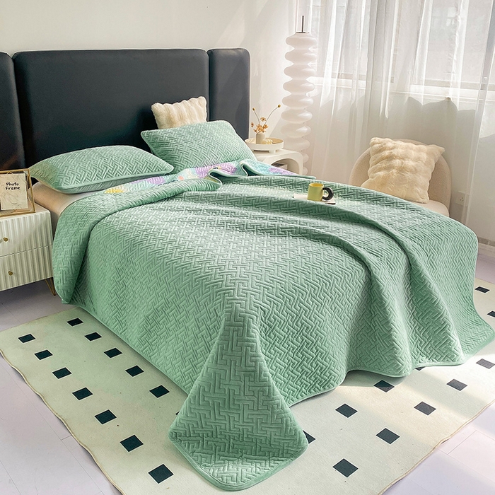 91家纺网 家纺一手货源 找家纺 恋绒家纺 2025新款高克重240克宝宝绒床盖一面绒一面棉床罩 薄荷绿