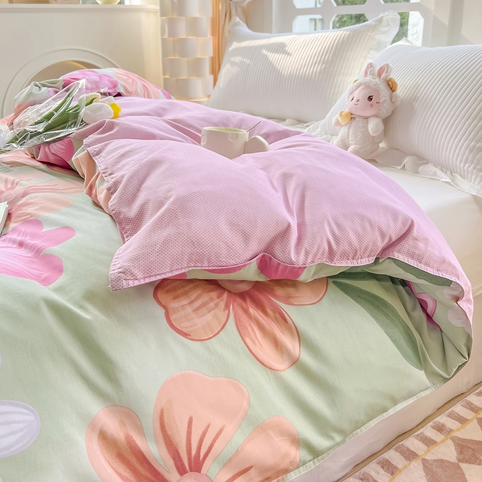 91家纺网 家纺一手货源 找家纺 绵庭家纺 2023新款12868系列全棉小清新印花单被套 荷花映红