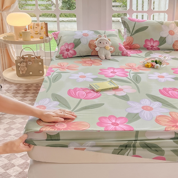 91家纺网 家纺一手货源 找家纺 绵庭家纺 2023新款12868系列全棉小清新印花单床笠 荷花映红